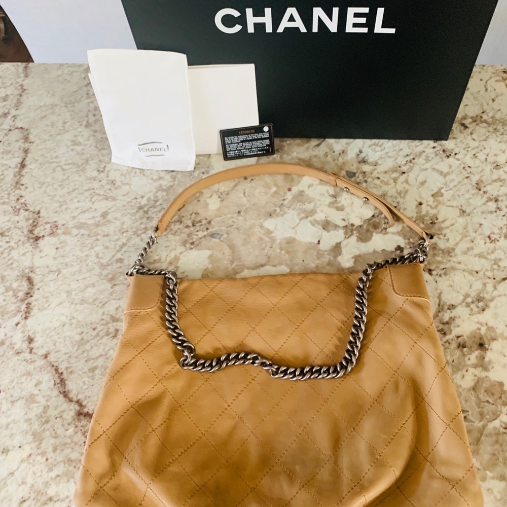 Chanel double zip cross body - Picture 3 of 6